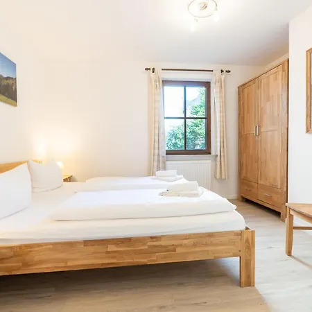 Apartment Edelweiss *